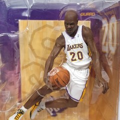 McFarlane 2005 Gary Payton NBA Los Angeles Lakers series 6 White Variant NEW