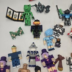 Roblox Toys Action Figures Lot Of 26 + Accessories