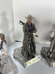 McFarlane Movie Maniacs Fallout Deathclaw,Securitron,Lucy,Maximus & Ghoul **Read