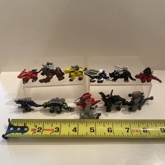 Lot of 12 Zoids Mini Figures 2000’s Battle Champions Tomy – See Description