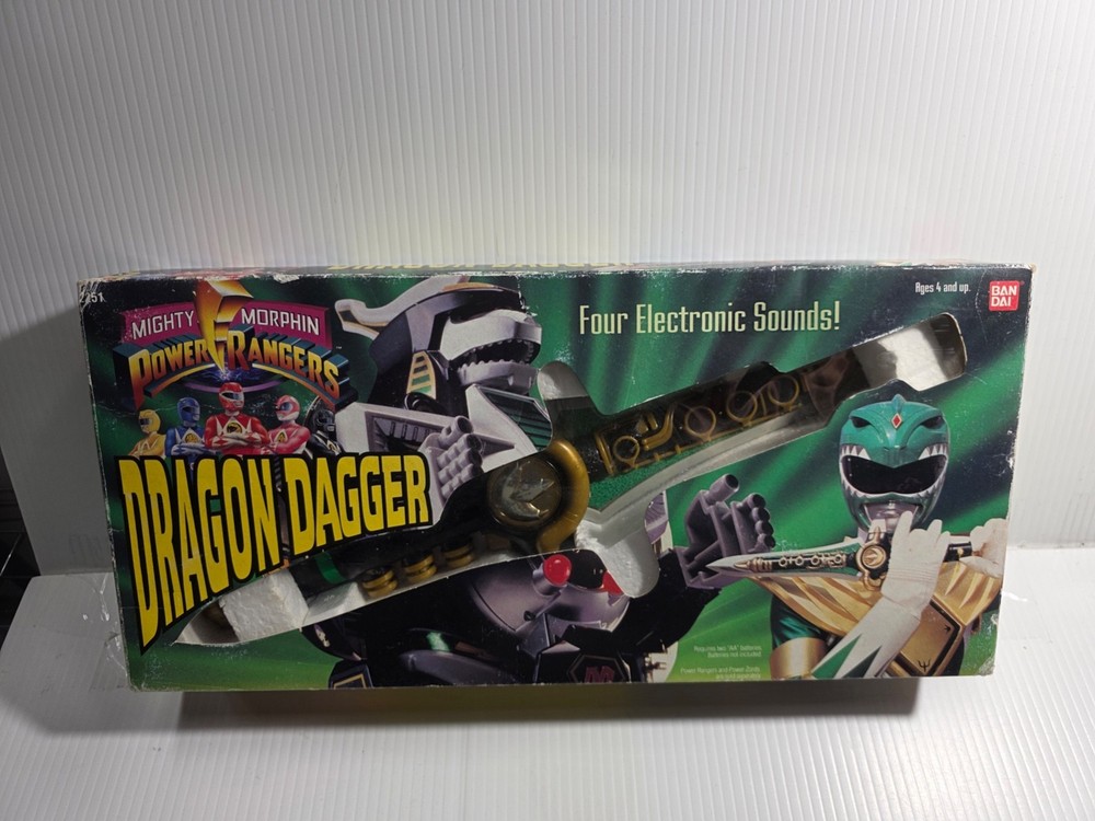 Vintage 1994 Bandai Might Morphin Power Ranger Green Ranger Dragon Dagger w/Box