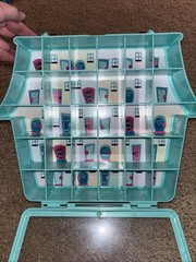 Disney Doorables Series 5 Blue Aqua Collector Case Display Pink Glitter Handle