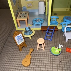 Peppa Pig Wooden Deluxe Playhouse Dollhouse 8 Rooms + 30 Accessories & Figures