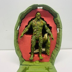 Swamp Thing DC Universe Adult Collector series Mattel NIP display box signature