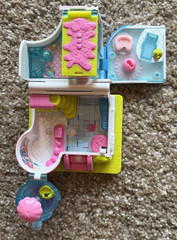 Shopkins Lil Secrets Mini Playset – Cool Scoops Café *VGUC*
