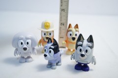 Bluey Figures Lot – 19 Character Figures + Furniture Playset Bundle