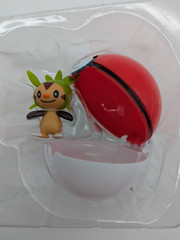 Pokemon Chespin 2″ Figure + Poke Ball Clip’N’Go Battle Ready