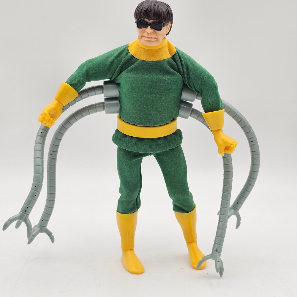 Doctor Octopus “Doc Ock” Spider-Man 2006 Hasbro Marvel Signature Series Figure