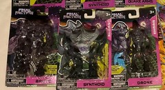 Final Faction 8 piece Lot – aliens Action Figures & Accessories plus Comic