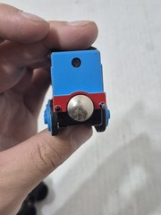 Vintage Thomas & Friends Die-Cast Battery Powered Motorized Tank Engine Train
