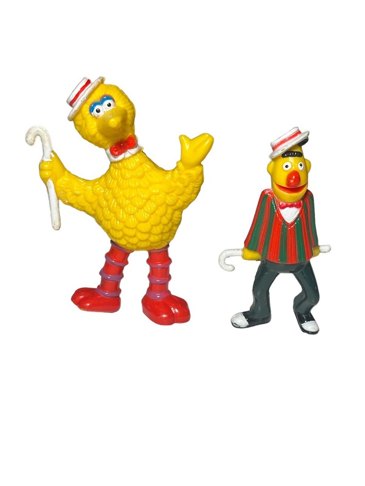 Vtg Muppets Inc Sesame Street Tap Dancing PVC Bert & Big Bird Figures