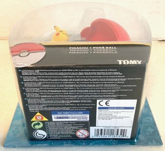 NEW Tomy Pokemon Clip N Carry PIKACHU + Red POKE BALL T18759 Pokeball Toy Figure