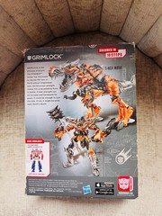 Transformers Age of Extinction Voyager Class Grimlock New/Damaged box