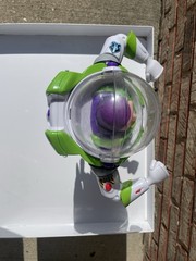 Disney Pixar Toy Story Talking Buzz Lightyear Action Figure 12” Wings. Works