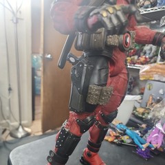 NECA 01 ULTIMATE Collectors Epic Marvel Deadpool: MERC WITH A MOUTH 1/4 Scale