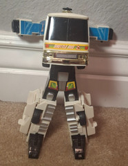 BUS BOT Action Figure Transforming Robot KO Transit Shuttle Gundam VTG Transform