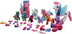 MEMBER’S MARK UNICORN FAMILY PLAY SET *NEW