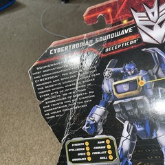 Transformers Generations Deluxe Class Cybertronian Soundwave Figure NEW 2010