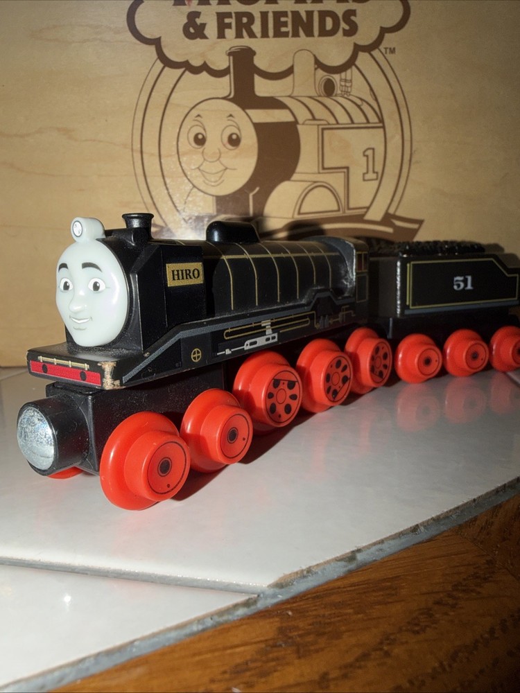 HIRO ! THOMAS FRIENDS TRAIN WOODEN RAILWAY 2020 FISHER PRICE #51 JAPANESE