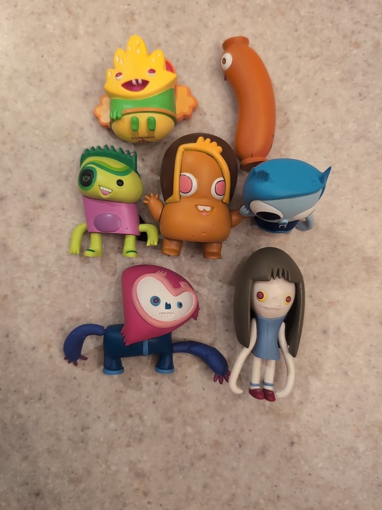 Kidrobot The Heroes of Burgertown Lot Of 7 Figures John Burgerman, Rare