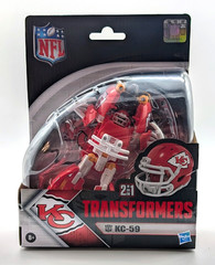 Hasbro Crossover Transformers x NFL KC-59 Kansas City Chiefs 2-in-1 Team Helmet