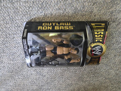 JAKKS Pacific WWE / WWF Classic Superstars OUTLAW RON BASS
