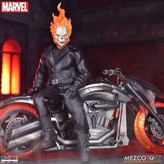 Mezco Toyz One:12 In StockMarvel Ghost Rider And Hell Cycle 1/12 Action Figure