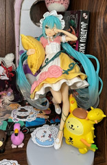 Anime Hatsune Miku PVC Figure Cute Handmade Cat Ear Model Decoration Gift