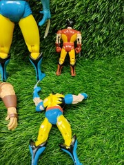 Toy Biz Deluxe Wolverine Action Figure 1993 Marvel X-Men Cyclops Juggernaut