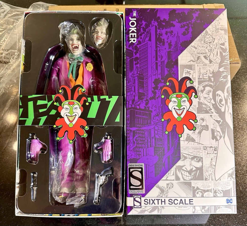 Sideshow Collectibles Exclusive The Joker 1/6th Figure Incomplete Look & Read