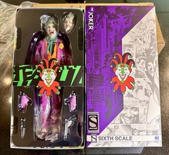 Sideshow Collectibles Exclusive The Joker 1/6th Figure Incomplete Look & Read