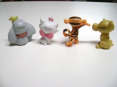 DISNEY PVC Vinyl Figure set of 4, Dumbo, Marie, Tigger, Simba, Toys, Lion King