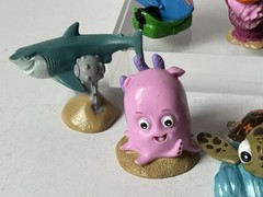 Lot of 9 Disney Store FINDING NEMO PVC Figures / Cake Toppers Pixar