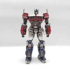 ThreeZero Transformers: Rise of the Beasts Optimus Prime DLX Action Figure