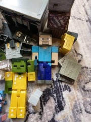 Minecraft Dungeons Battle Chest Lot Multiple Chests And Extras Mattel Jazwares