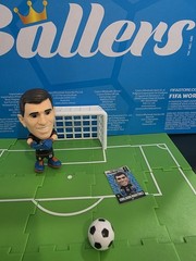 NEW ZURU FIFA WORLD CUP 2026 BALLERS, FULL & 1/2 PITCH+GOAL-FLAT RATE COMBO SHIP
