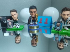 ZURU FIFA Ballers super rare Killian Mbappe & rare Lionel Messi get baller San
