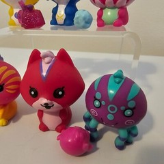Cepia Bananas Bunch Toy Figure Lot of 6 Spider Goat Rooster Leopard Mini 1.5″