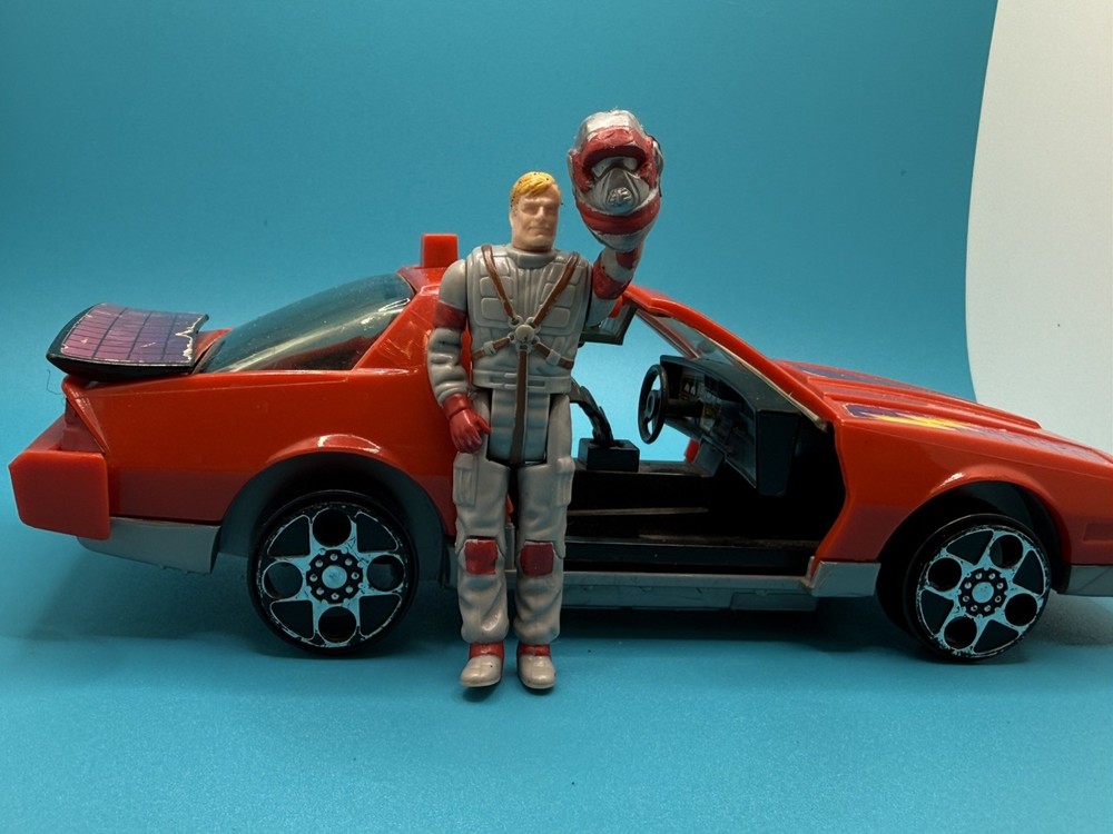 Vintage 1985 MASK Kenner Thunderhawk Car For Parts with Matt Tracker