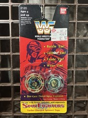 Vintage WWF WWE Wrestling Bret Hart Adam Bomb Spin Fighters Tops 1993