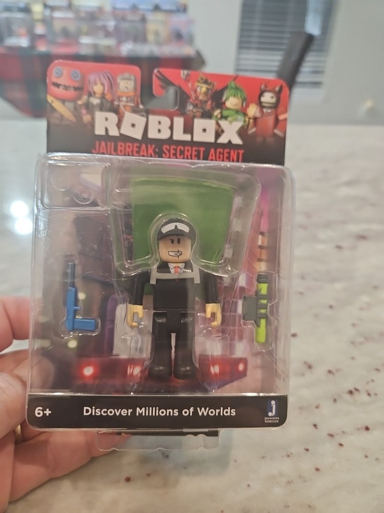 ROBLOX Celebrity SERIES 8 Badimo SeCRET AGENT Mini Figure No Code Included