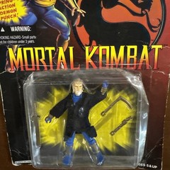 Mortal Kombat Shang Tsung 3.75″ Action Figure Hasbro 1994 Damage card!