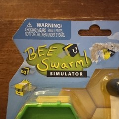 Bee Swarm Simulator Panda Bear Figure & Mystery Honeycomb by Roblox New Sealed