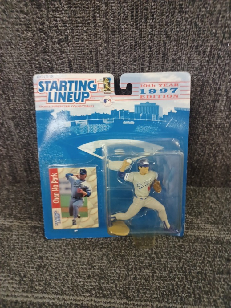1997 Starting Lineup Chan Ho Park MLB Los Angeles Dodgers Action Figure Kenner