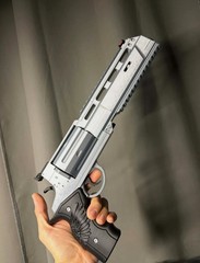 Resident Evil 9 Requiem 2026-Leon’s Revolver Requiem 1:1 Prop Cylinder Works