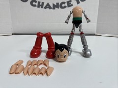 Bandai Astro Boy Build-Your-Own 8″ Action Figure Light-Up Eyes Adjustable