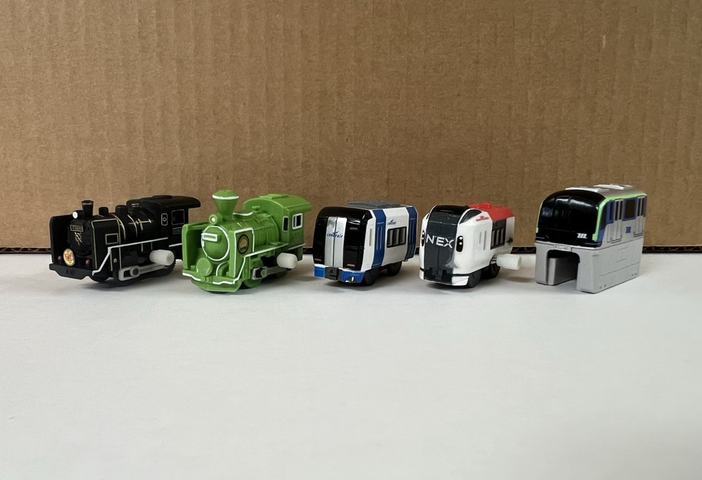 TOMY Capsule Plarail Lot of 4 Wind-Up’s & 1 Express Car