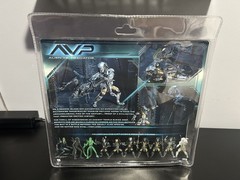 NECA AVP ALIEN vs PREDATOR GRID vs CELTIC RIVALRY REBORN 2 PACK!