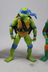 TMNT Mutant Mayhem Action Figure Set Raphael Leonardo Lot Loose Mondo Gecko