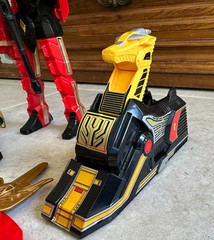 1994 Mighty Morphin Power Rangers Deluxe Thunder Megazord Near Complete